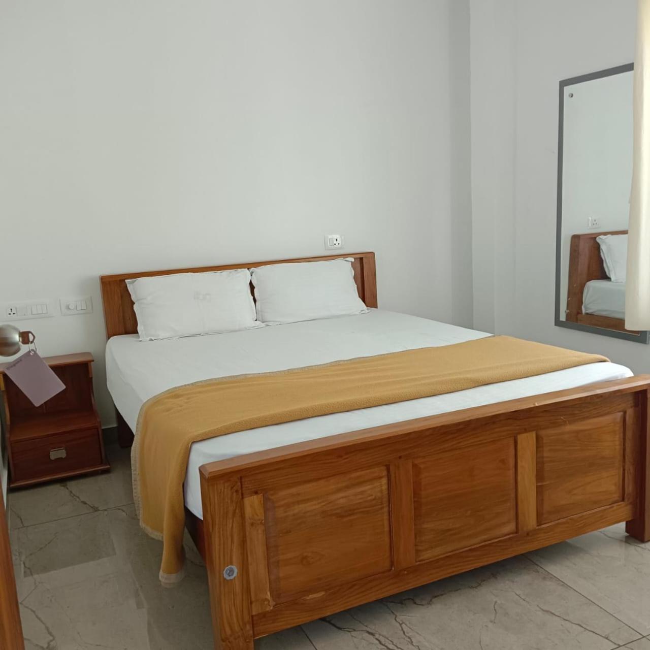 מונאר Blossom Valley Cottage חדר תמונה